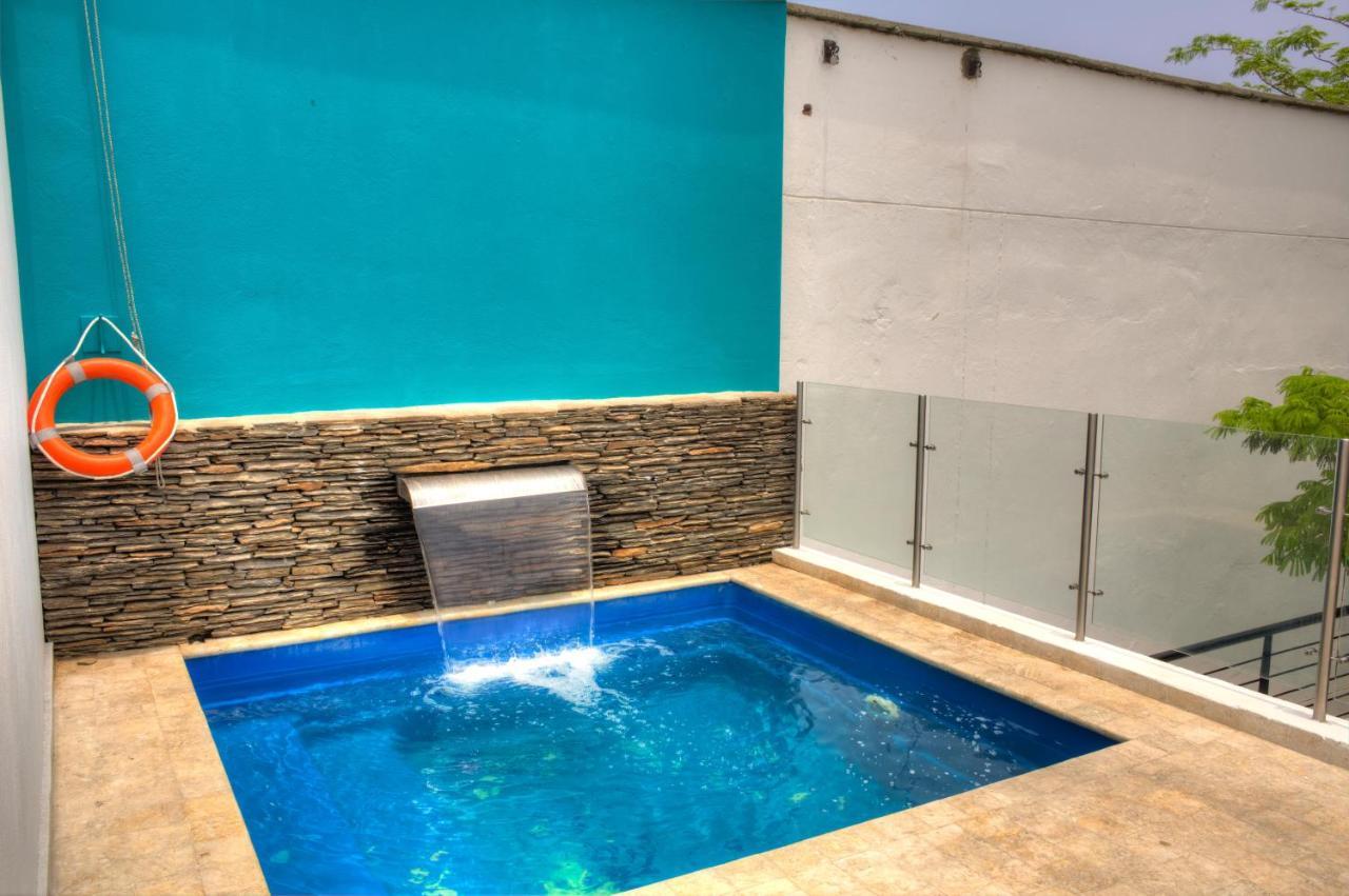 Casa De Leda, A Kali Hotel 산타마르타 외부 사진 A small plunge pool